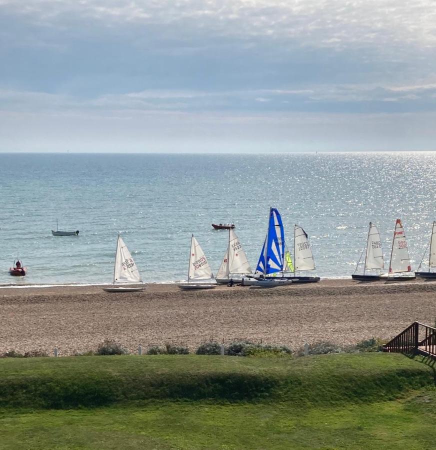 The Relais Cooden Beach And Spa Bexhill-on-Sea Екстер'єр фото