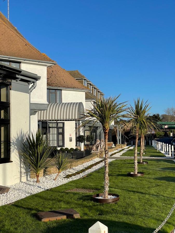 The Relais Cooden Beach And Spa Bexhill-on-Sea Екстер'єр фото