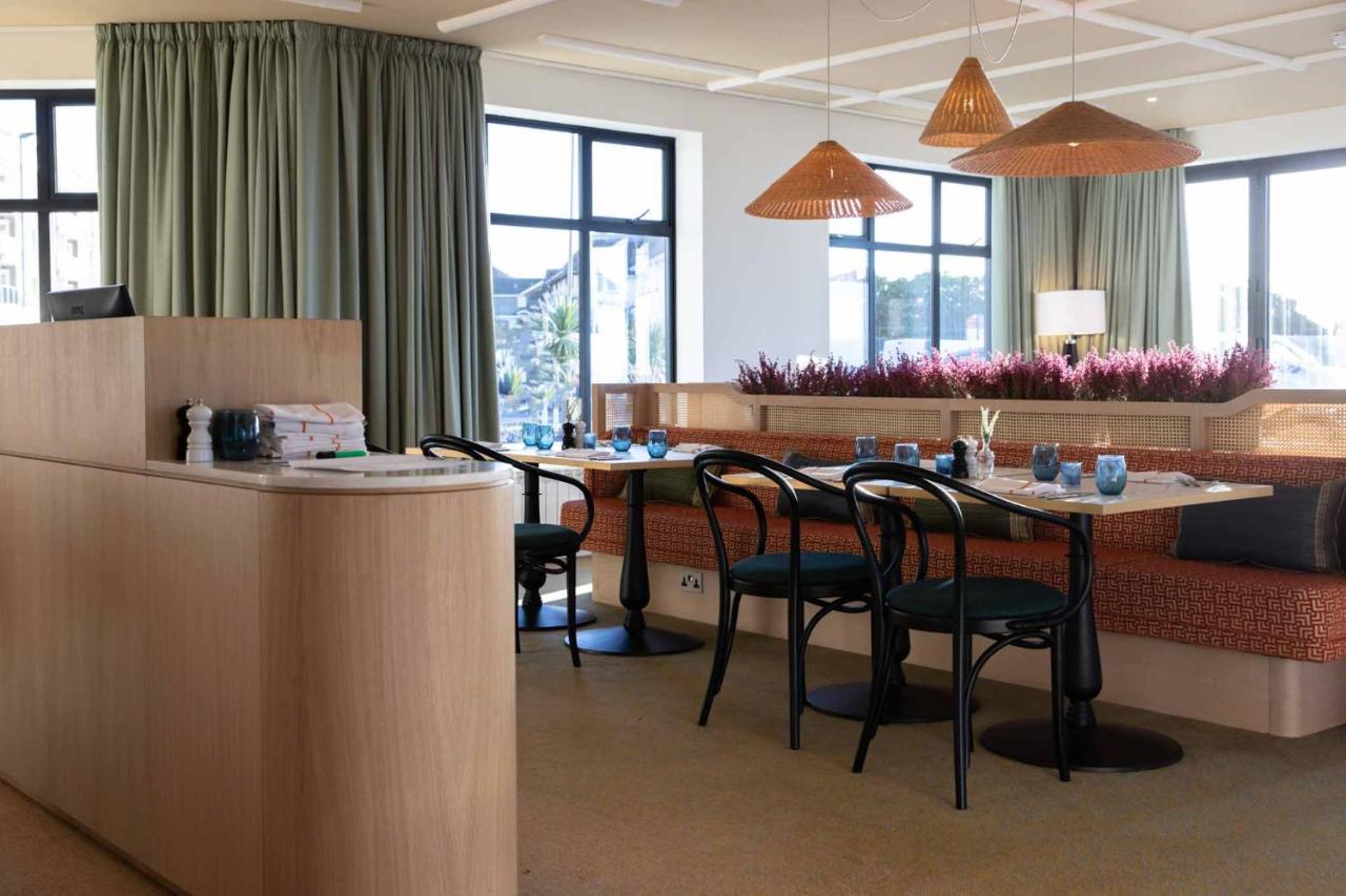 The Relais Cooden Beach And Spa Bexhill-on-Sea Екстер'єр фото