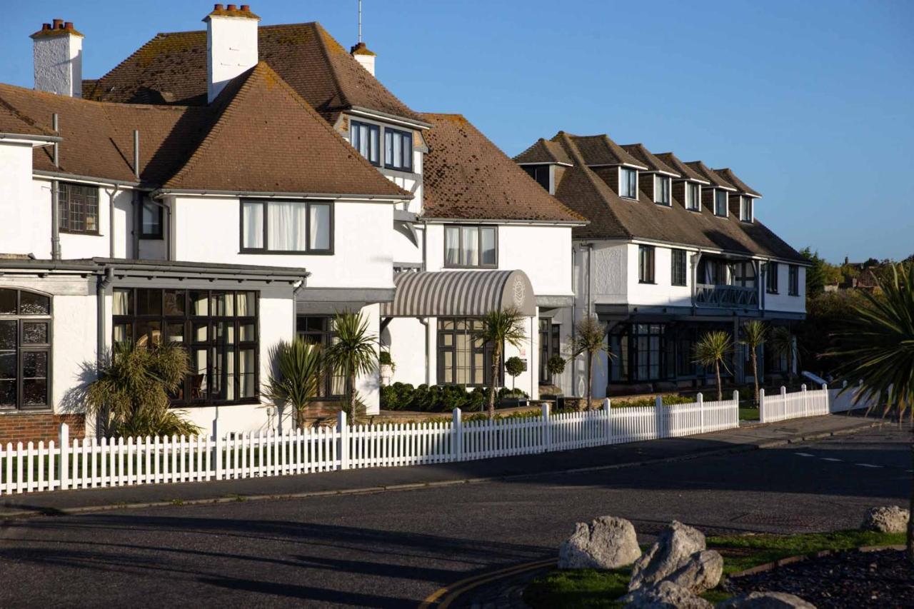 The Relais Cooden Beach And Spa Bexhill-on-Sea Екстер'єр фото