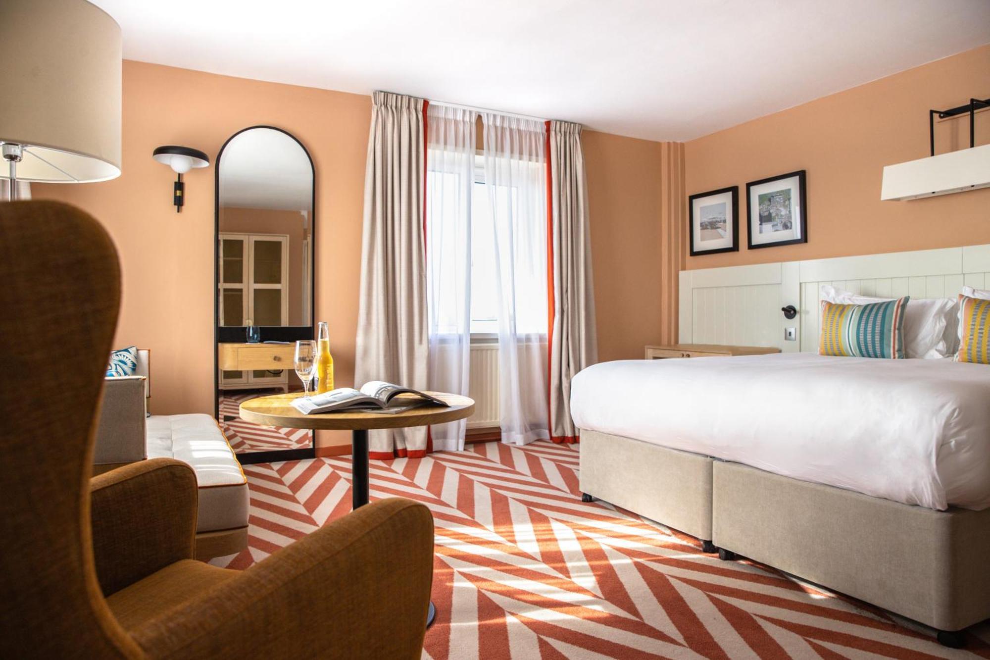 The Relais Cooden Beach And Spa Bexhill-on-Sea Екстер'єр фото